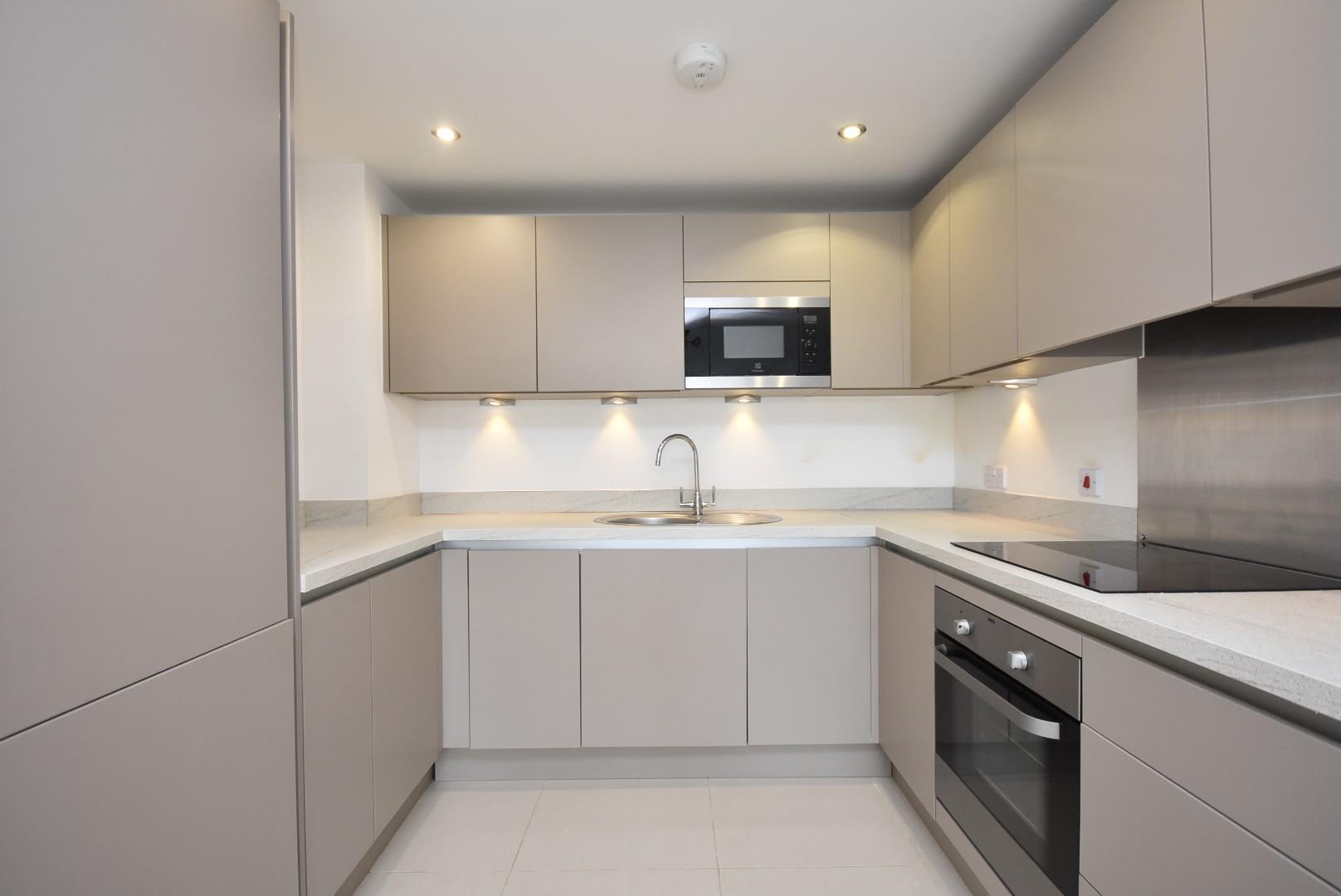 43 Douglas House, Ferry Court, Cardiff, CF11 0LD